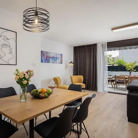 아파트 Lemon Tree Luxury, Free Parking *