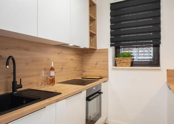 Lemon Tree Luxury, Free Parking Appartement